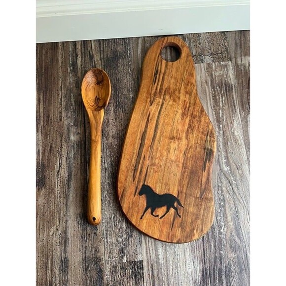 Rustic Horse Theme Olive Wood Charcuterie Board Set, Handmade Cutting Board Set - Picture 1 of 5